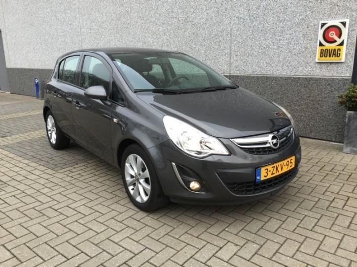 Opel Corsa 1.2-16V (bj 2013)