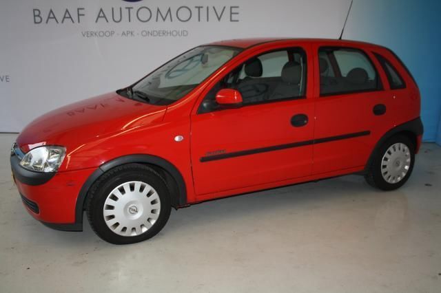 Opel Corsa 1.2-16V Com 12-2002 109102km 3250eu