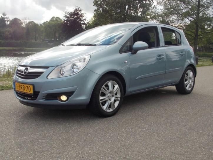 Opel Corsa 1.2-16V Enjoy  Airco  5-DRS  Fietsendrager