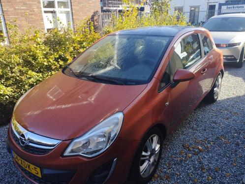 Opel Corsa 1.2 16V LPG 3D 2012 Oranje