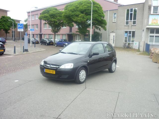 Opel Corsa 1.2-16V Rhythm 