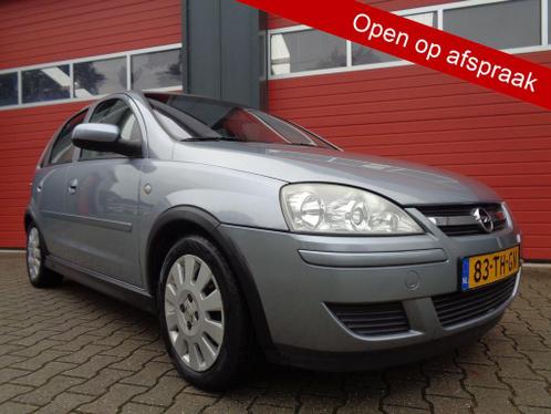 Opel Corsa 1.2-16V Silverline 81PK Airco LMV Trekhaak 5DRS N