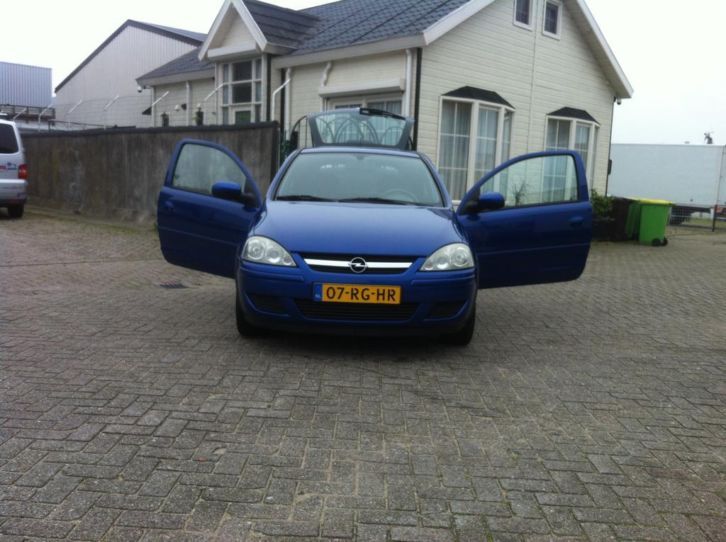 Opel Corsa 1.2 16V Twinport 3Drs 2005 Blauw Xenon