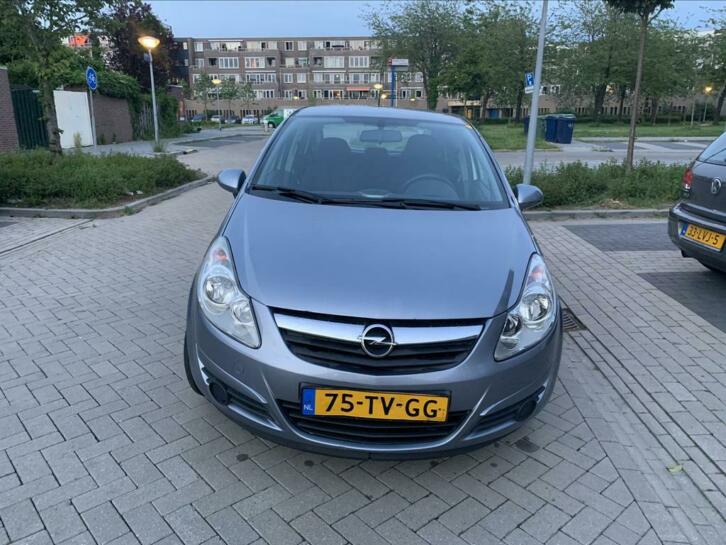 Opel Corsa 1.2 benzine, 5 deurs