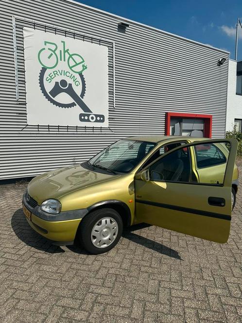 Opel Corsa 1.2 I 16V 3D 1999 NAP EN nieuwe APK