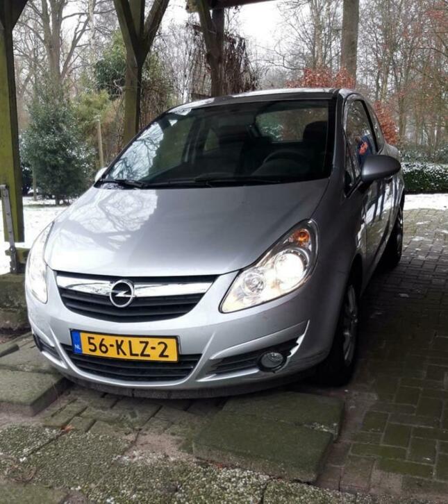 Opel Corsa 1.4 16V 3D 2010 Grijs