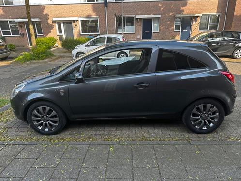 Opel Corsa 1.4 16V 3D 2010 Grijs