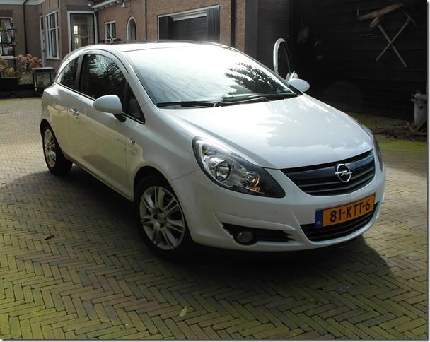 Opel Corsa 1.4 16V 3D 2010 Wit