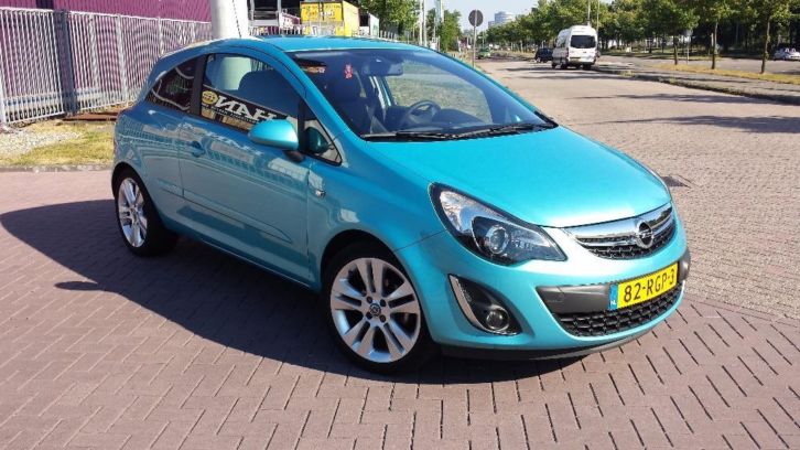 Opel Corsa 1.4 16V 3D AUT 2011 Blauw