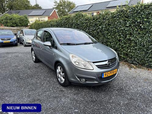 Opel Corsa 1.4-16V Cosmo Automaat  Autom. Airco  Cruise Co