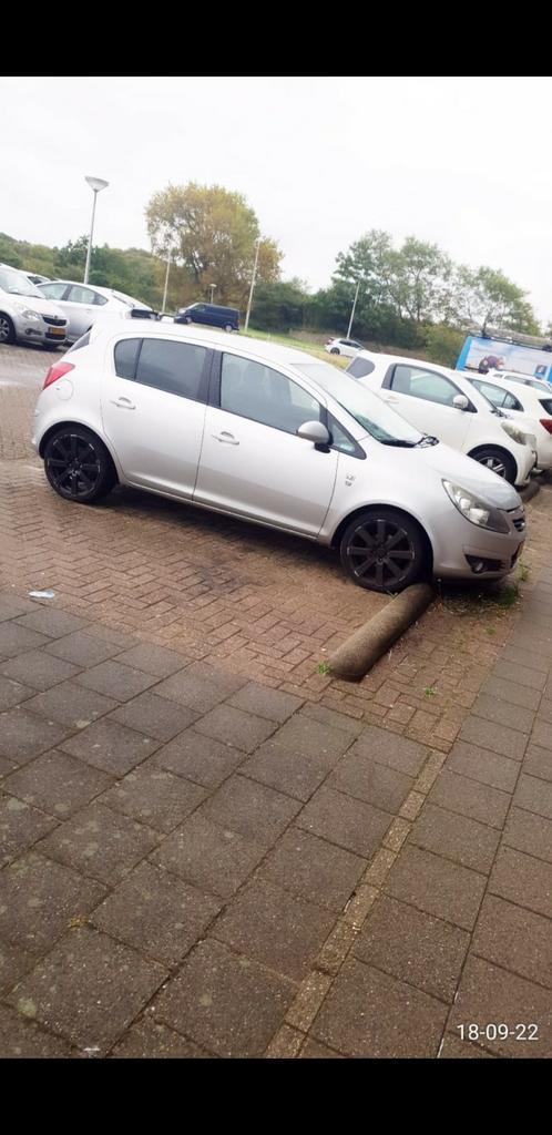 Opel Corsa 1.4 Ecotec 64KW 5D 2010 Grijs