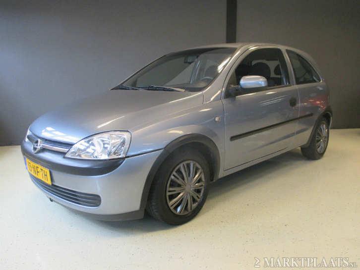 Opel Corsa 1.4 I 16V 3D aut automaat apk 082015