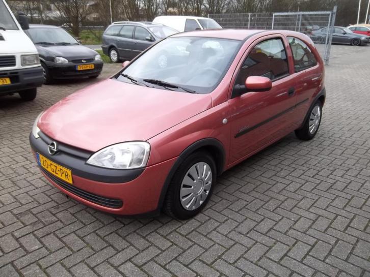 Opel Corsa 1.4 I 16V AUTOMAAT AIRCO E.T.C ZEER NETTE AUTO