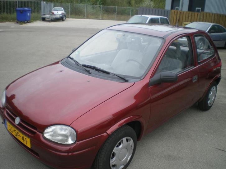 Opel Corsa 1.4 i AUTOMAAT 1994 Rood