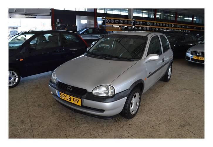 Opel Corsa 1.4i-16V GLS