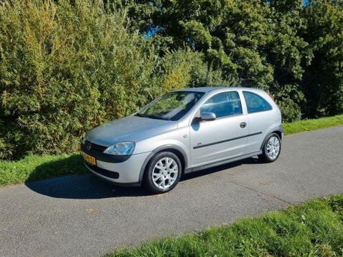 Opel Corsa 16v sport, nieuwe apk,elec pakket etc