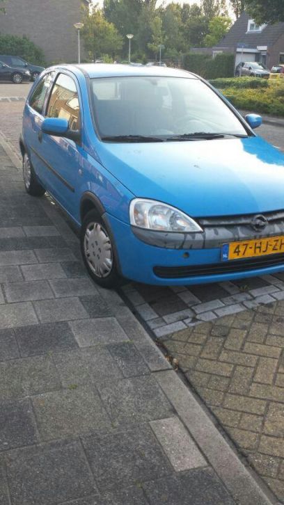 Opel Corsa 1.7 DTI 3D 2001 Blauw