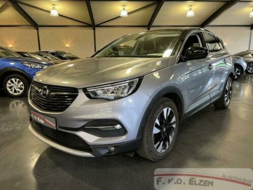 Opel GRANDLAND X 1.2 TURBO ULTIMATE