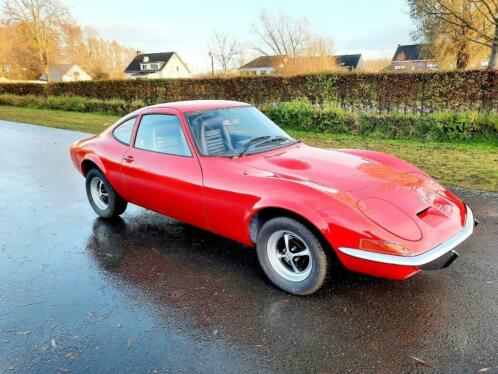 Opel GT 1973 - body off gerestaureerd tot de laatste bout