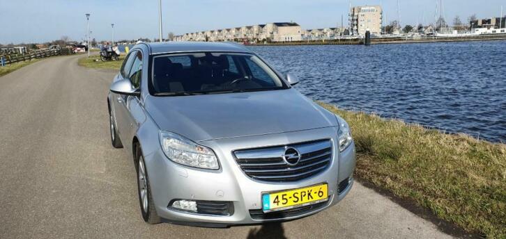 Opel Insignia 1.8 103KW Sports Tourer 2009 Grijs