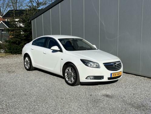 Opel Insignia 2.0 T Executive Automaat  Leer  Navi  Xenon