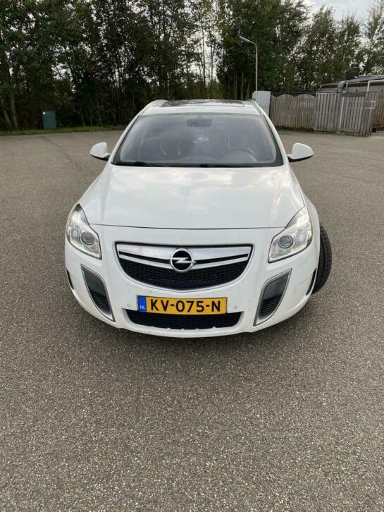 Opel Insignia 2.8 OPC Turbo 239KW Sp.tourer 4X4 AT 2011 Wit