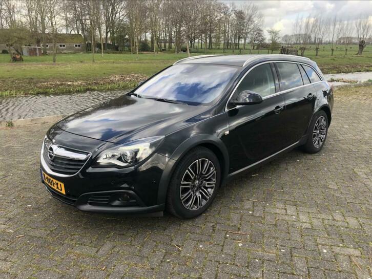 Opel Insignia Country Tourer 4x4 Turbo 250pk trekh 2014 aut.