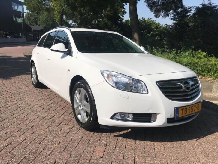 Opel Insignia Sports Tourer 2.0 T Sport AUTOMAAT 220PK -deal