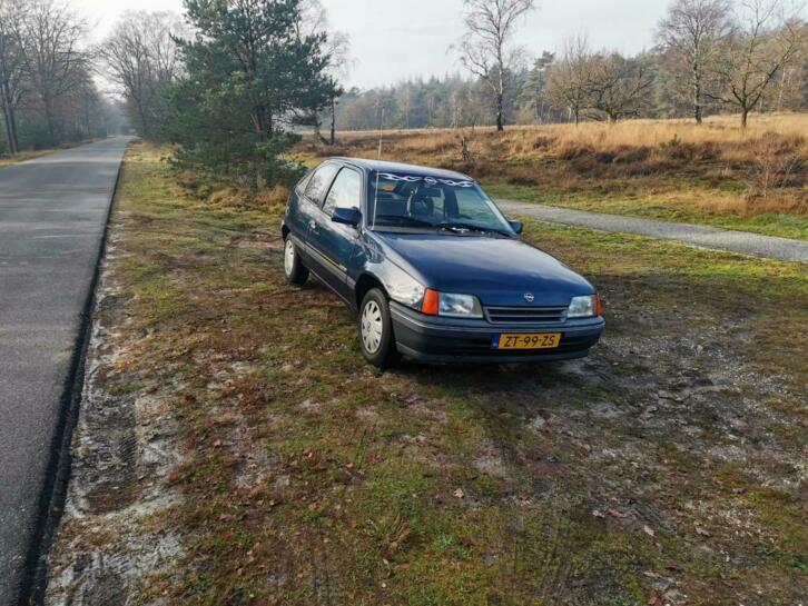 Opel Kadett 1.4 I U9 1991 Blauw