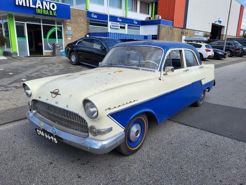 Opel Kapitan 1957 Blauw