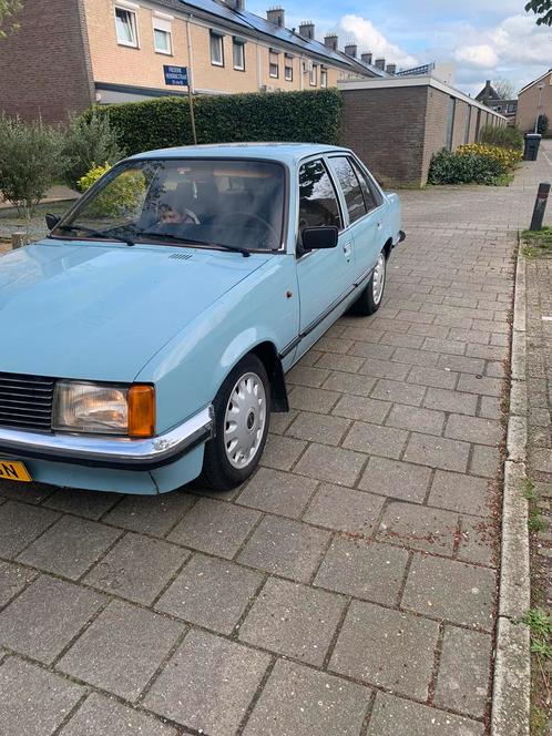 Opel Rekord 23 diesel belastingvrij 1981 Blauw