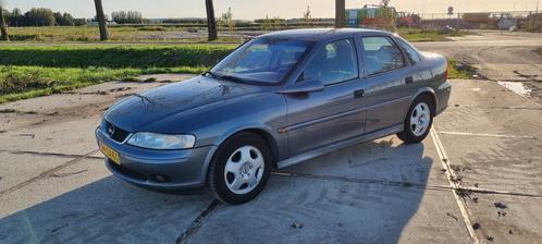 Opel Vectra 1.6 I 16V SDN 2001 Grijs