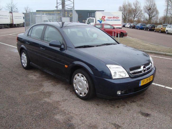 Opel Vectra 1.8 16V SDN 2002 Blauw