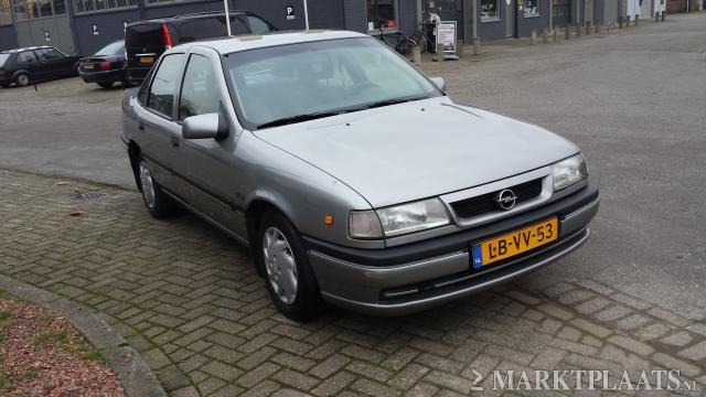 Opel Vectra 1.8i GL 