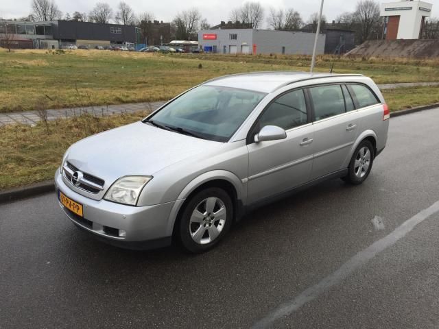 Opel Vectra 2.2-16V Elegance Nieuwe APK Dec. 2004