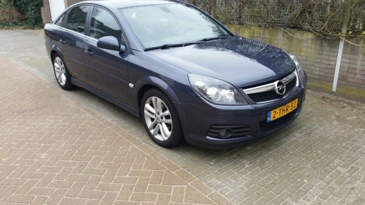 Opel Vectra 2.2 16V GTS 2007 Blauw