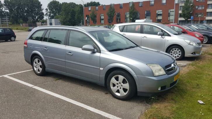 Opel Vectra 2.2 16V St.wgn. 2005 Grijs