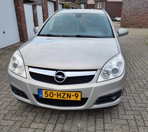 Opel Vectra 2.2 16V St.wgn 2009 Grijs 6 versnellingem