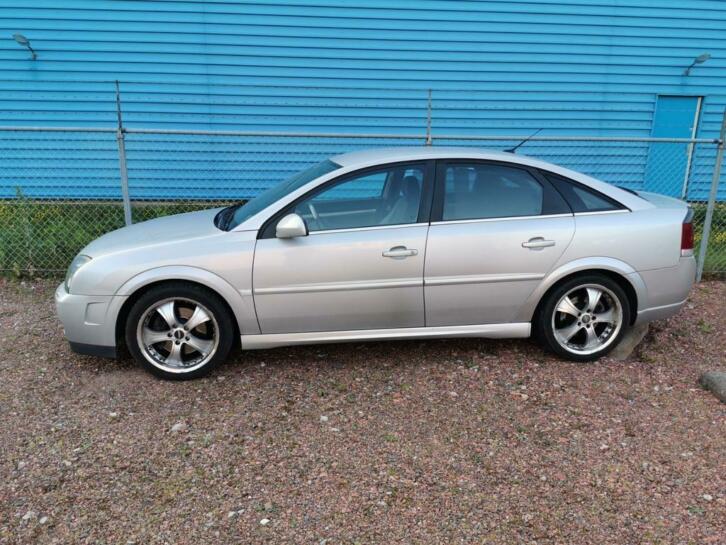 Opel Vectra 3.2 V6 HB AUT 2004 Grijs