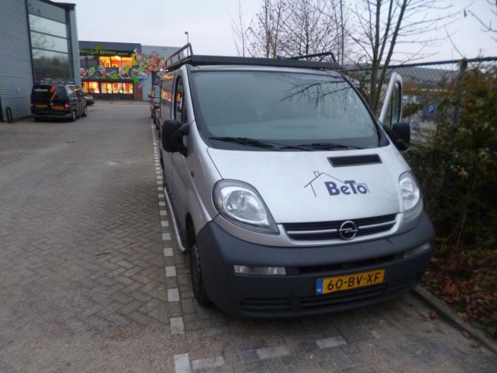 Opel Vivaro 1.9 DI 2.7T L1H1 2006