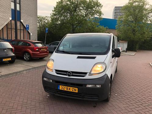 Opel vivaro 32-BX-ZN marge