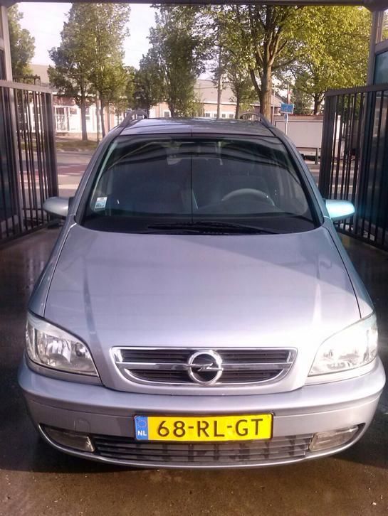 Opel Zafira 1.6 16V 2005 Grijs