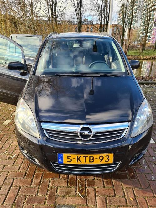 Opel Zafira 1.8 103KW 2011 Zwart