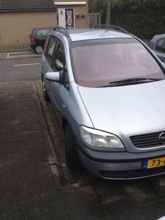 Opel Zafira 1.8 16V 2001 Grijs