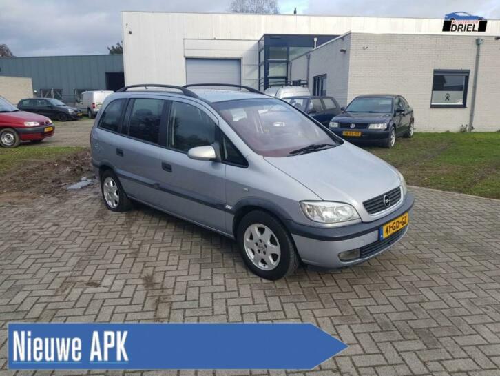 Opel Zafira 1.8-16V Elegance