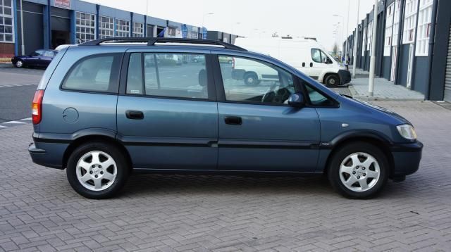 Opel Zafira 1.8-16V Elegance, Airco, 7 persoons