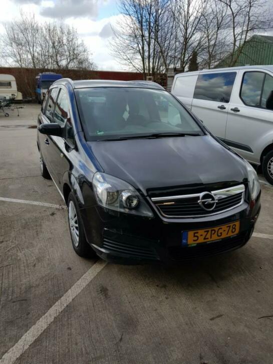 Opel Zafira 1.8 2006 Zwart