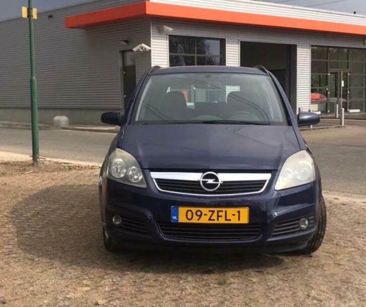 Opel Zafira 1.8 2007 Blauw. Keuring tot eind juli 2022