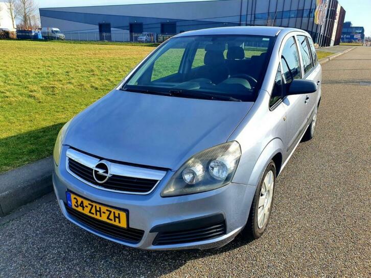 Opel Zafira 1.8 2007 Grijs