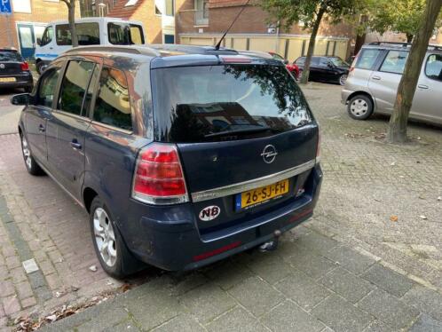 Opel Zafira 2.2 2006 Grijs